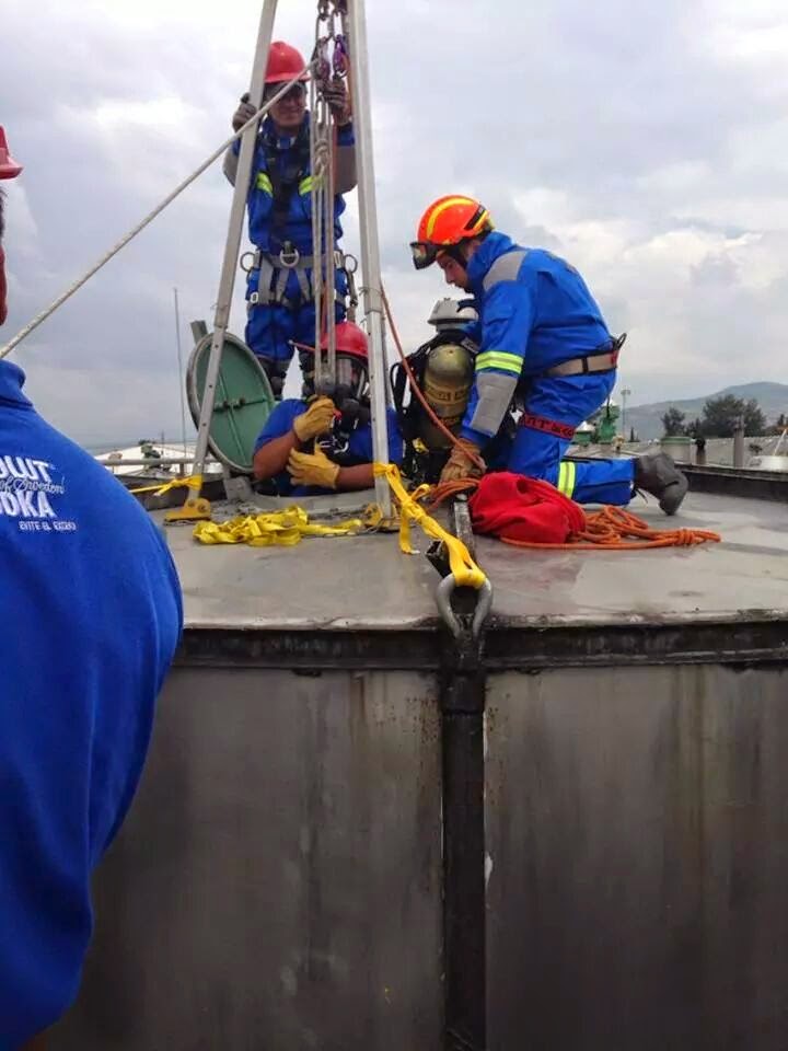 11935033_891524010938559_4493574110819627129_n